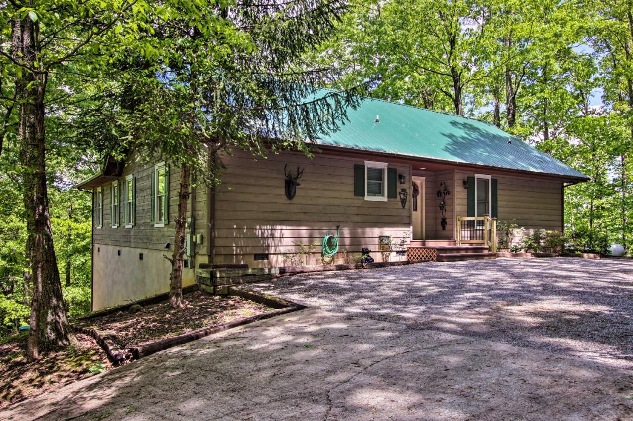 Eclectic Cabin With Hot Tub 1 Mi To Ober Gatlinburg Buitenkant foto