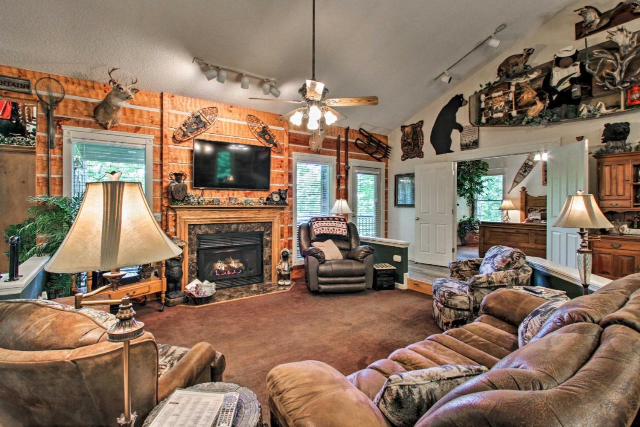 Eclectic Cabin With Hot Tub 1 Mi To Ober Gatlinburg Buitenkant foto