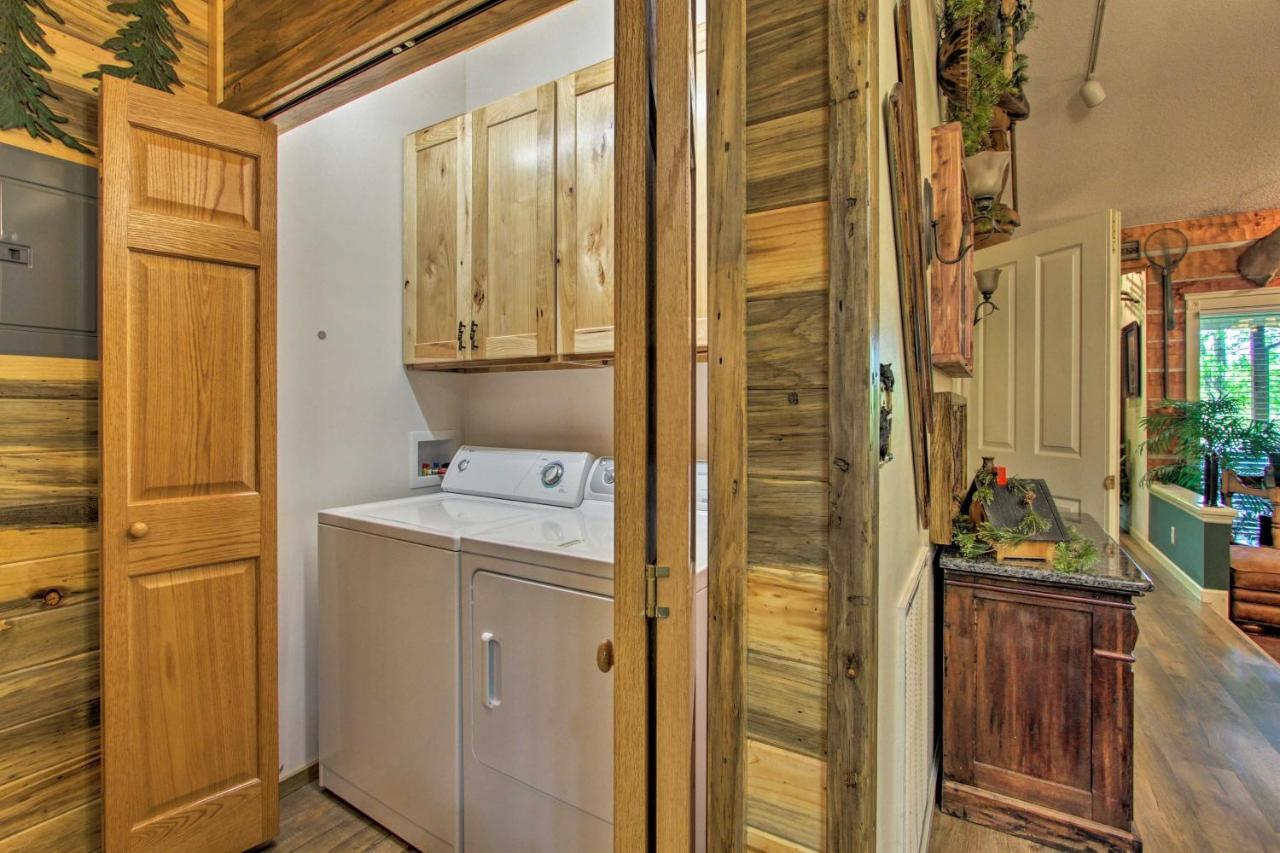 Eclectic Cabin With Hot Tub 1 Mi To Ober Gatlinburg Buitenkant foto